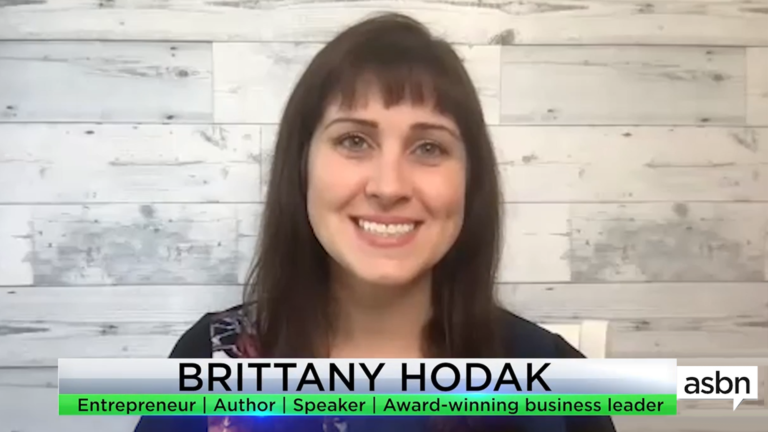 How to turn your customers into life-long brand advocates — Brittany Hodak