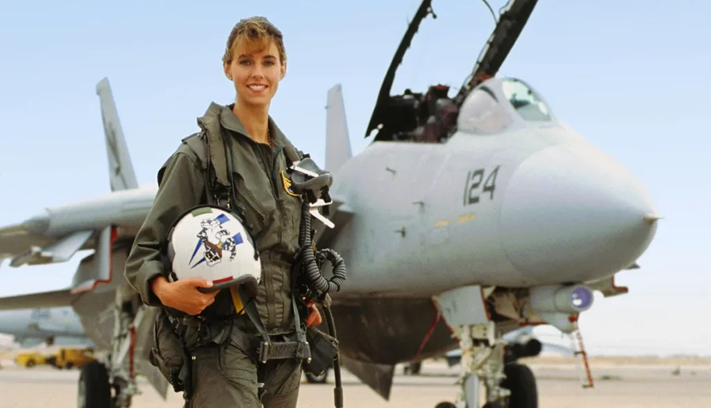Carey Lohrenz