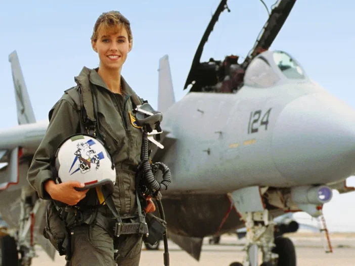 Carey Lohrenz