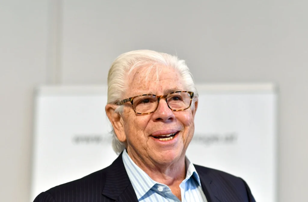 Carl Bernstein