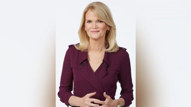 Martha Raddatz's Biography