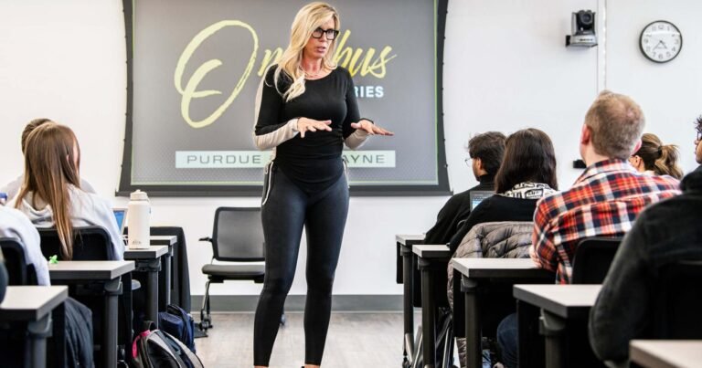 NFL’s first female referee tells Omnibus series audiences ‘Prove to yourself that you belong where you are’ – Purdue University Fort Wayne